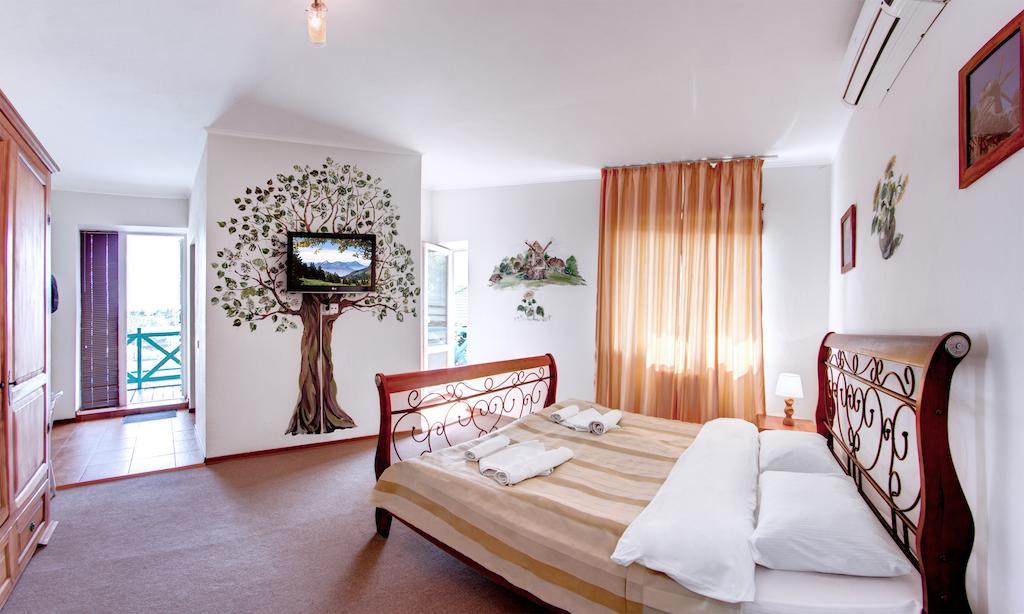 Mayak Resort Kam'yani Potoky Rom bilde